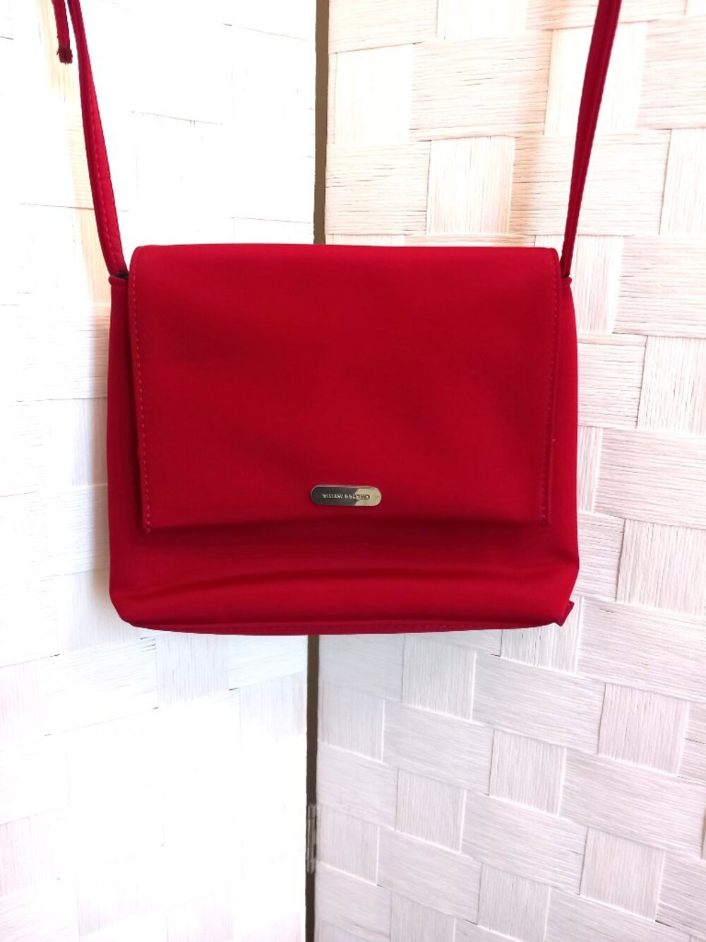 Hillard & Hanson Red Shoulder Bag
